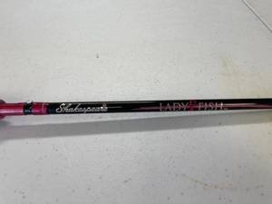 lot 99 image: Shakespear lady fish rod
