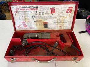lot 100 image: Milwaukee right angle drill in case 1101-1