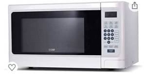 lot 65658 image: Commercial Chef Countertop Microwave, 1.1 Cubic feet, White