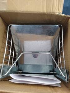 lot 13083 image: Havahart Small Squirrel 2-Door Animal Trap