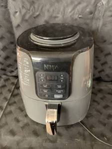 lot 13152 image: Ninja Air Fryer - AF10 Series S5