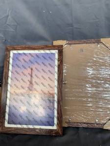 lot 13272 image: Lot Of Two Picture Frame 11��x14��