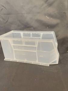 lot 13324 image: AkroBins Stackable 12pk Clear