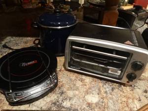 lot 33078 image: Small kitchen appliances
