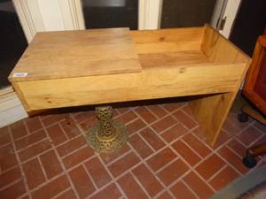 lot 33089 image: Wood bench w brass leg