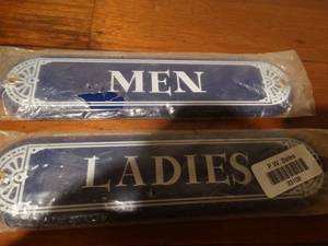 lot 33109 image: Antique porcelain on metal Mens & Ladies bathroom signs