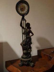 lot 33113 image: Bronze look Lady clock