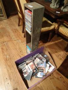 lot 33201 image: LARGE lot of various music CDs