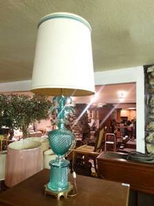 lot 33237 image: Amazing mid century blue glass table lamp w shade