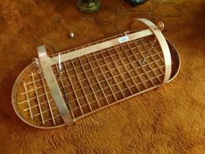 lot 33243 image: Potpan hanging rack