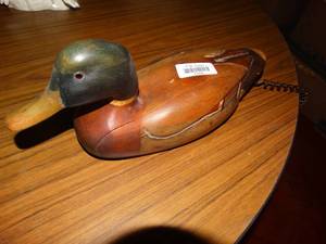 lot 33269 image: Tom Taber WOOD carved duck decoy phone