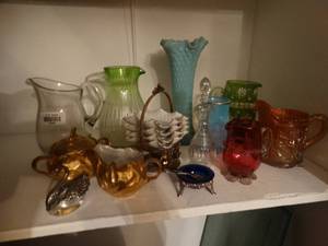 lot 33305 image: Lg lot of assorted collectable glass