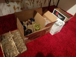lot 33343 image: Lg lot of various stemware
