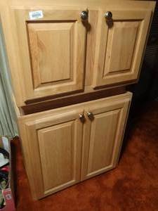 lot 33382 image: 2 cabinets