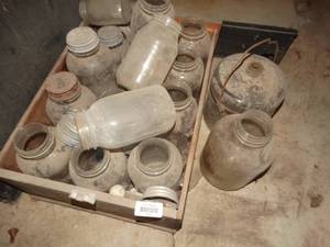 lot 33391 image: Lot of antique jars