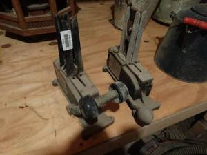 lot 33403 image: 2 commercial floral stemming machines