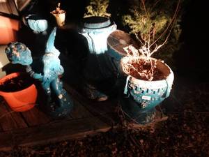 lot 33408 image: Concrete statues & planters painted blue