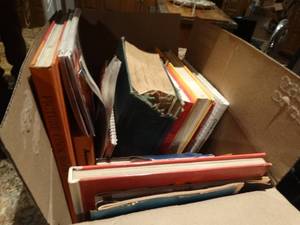 lot 33434 image: Lot of assorted cook books