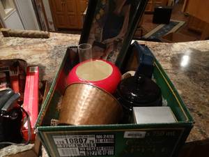 lot 33436 image: Lot of various kitchenware
