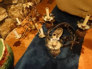 lot 33448 image: Vintage light fixtures