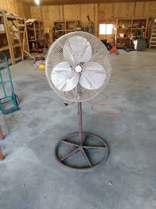 lot 4433 image: 28-in shop fan on stand works with 14 hp Dayton motor