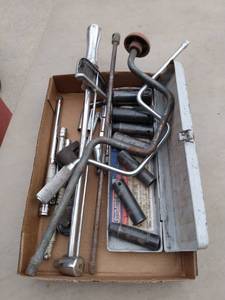 lot 4445 image: flat of ratchets sockets and torx wrench out of toolbox