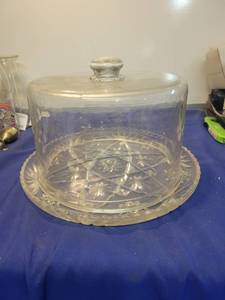 lot 5455 image: Glass cake cover and plate