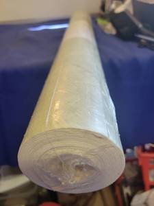 lot 5472 image: Row of vinyl 11 yd by 27