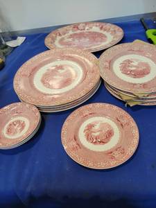 lot 5486 image: 13 pieces Jenny Lind 1795 dinner wear