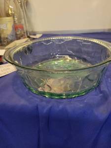 lot 5491 image: casserole dish no lid