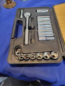 lot 5525 image: Stanleys socket set Pieces are missing