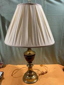 lot 7278 image: Brass and burgundy set up to 31 inches