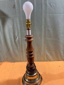 lot 7279 image: brass face wood Looking top 25 inches high three-way works no shade