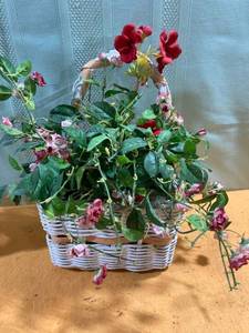 lot 7333 image: basket a fake flowers