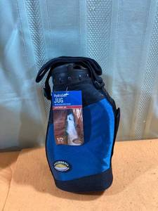 lot 7334 image: Water jug 11 inches tall
