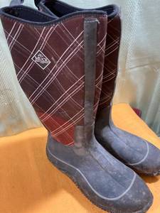 lot 7364 image: Women��s the original muck boot company size 10