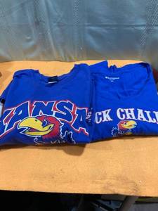 lot 7377 image: t-shirts KU XXL