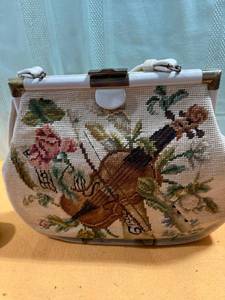 lot 7405 image: 15 inch long purse 3 12 wide 12 inches high