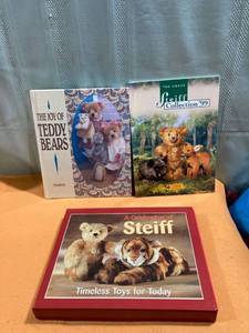 lot 7413 image: Books I collection of STEIFF bears and toys