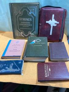lot 7435 image: 3 Bibles plus