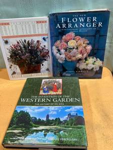 lot 7436 image: Garden and flower arranging books