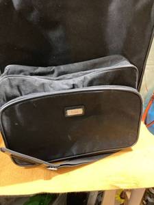 lot 7454 image: Bill BLASS Four piece luggage set