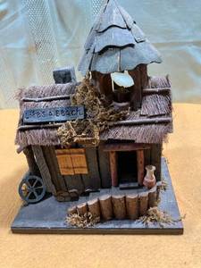 lot 7457 image: 8 12 x 5 12 beach cottage made of wood