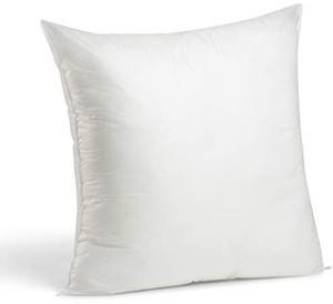 lot 4477 image: Foamily Throw Pillows Insert