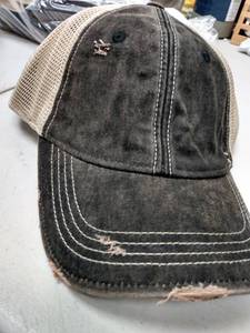 lot 6538 image: Angry Minnow Vintage Logoless Hats, XXL Fit Flex, 5 Packs