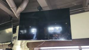 lot 8467 image: 43in Hisense Flat Screen TV