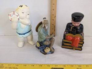 lot 404 image: Vintage Asian home decor