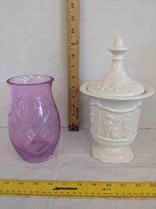lot 418 image: Vintage arnels pottery 10 ceramic jar & etched glass flower vase