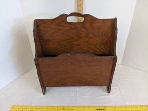 lot 426 image: Wooden magazine rack