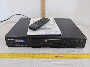 lot 437 image: Toshiba DVD video player SD-3750 wremote